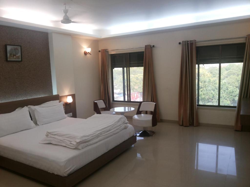 Royal Inn Ankleshwar Eksteriør bilde